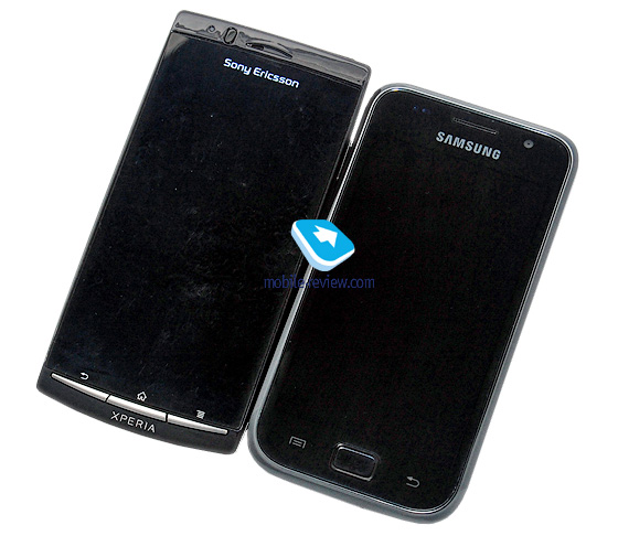 Samsung i9000 і Sony Ericsson Arc S (зліва):