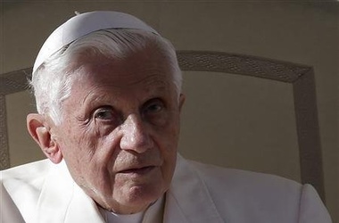 9 ноября 2012, 1:29 Переглядів:   Бенедикт XVI раніше вже писав в твіттер, фото Reuters