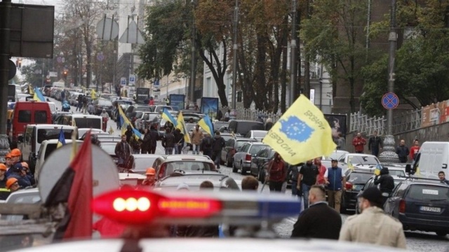 20 листопада пройде всеукраїнська акція протесту автовласників на європейських номерах проти прийняття законів 8487 і 8488