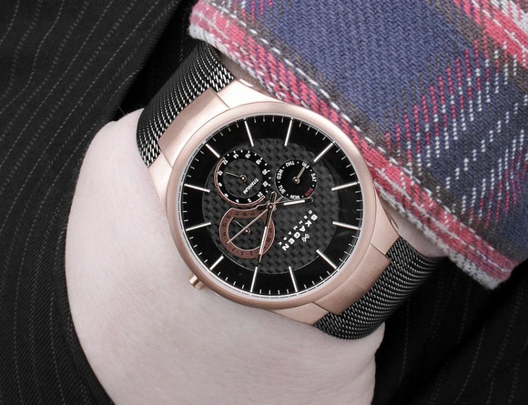Skagen 809XLTRB   - це сучасний годинник з підкресленим «чоловічим характером»